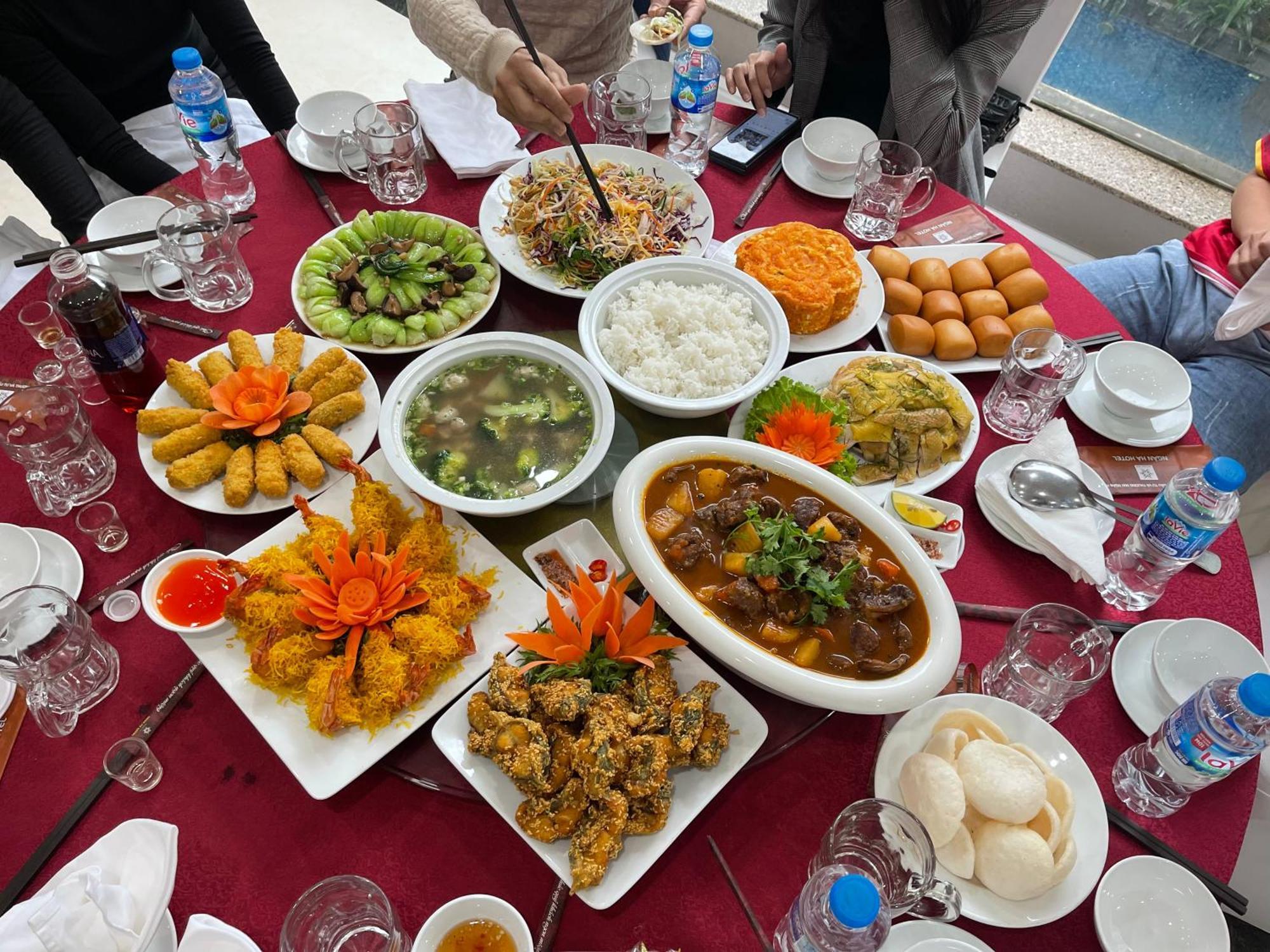 Ngan Ha Hotel Dai Tiet Екстериор снимка